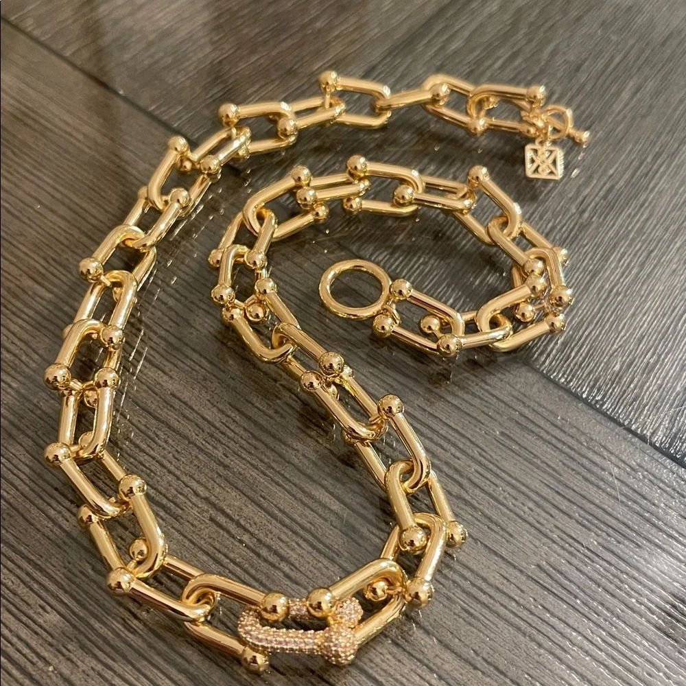 MICHELLE MCDOWELL Lucille Necklace Pave Accent Link 17 3/4” approx Gold-tone - Picture 4 of 16